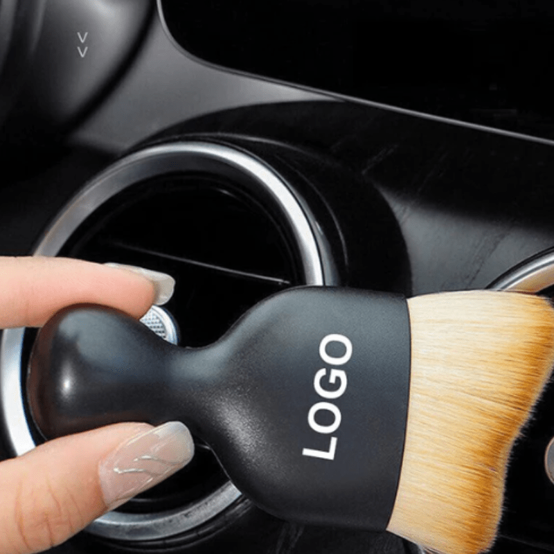 Brosse douce pour le balayage de la poussière à l'intérieur des voitures