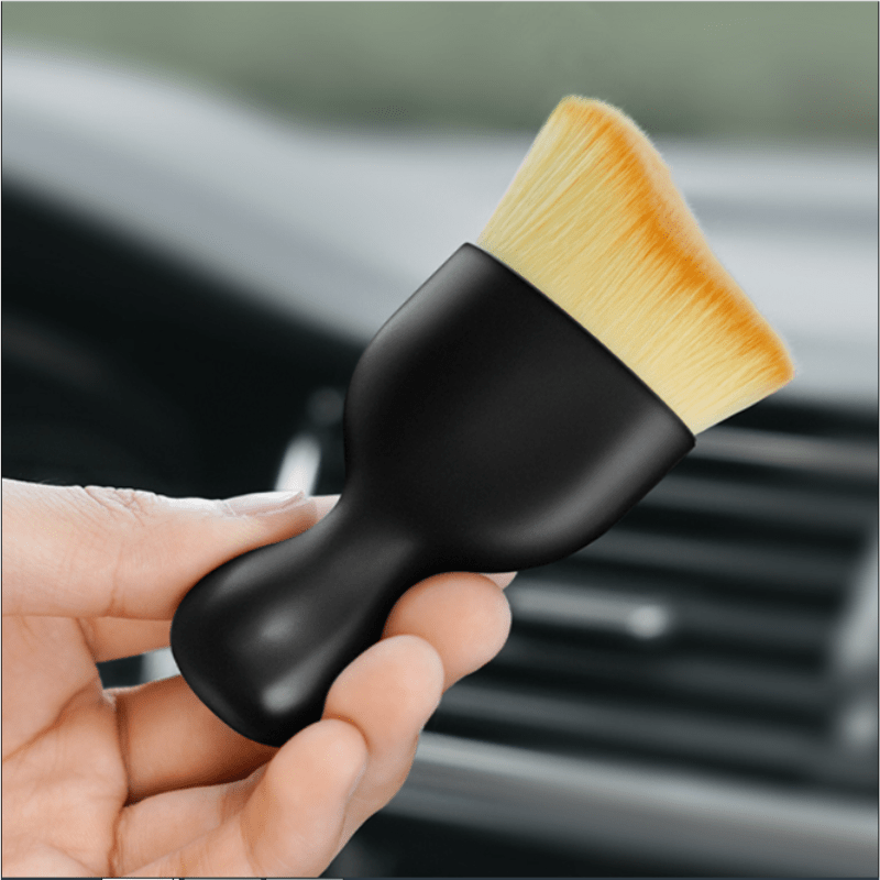 Brosse douce pour le balayage de la poussière à l'intérieur des voitures